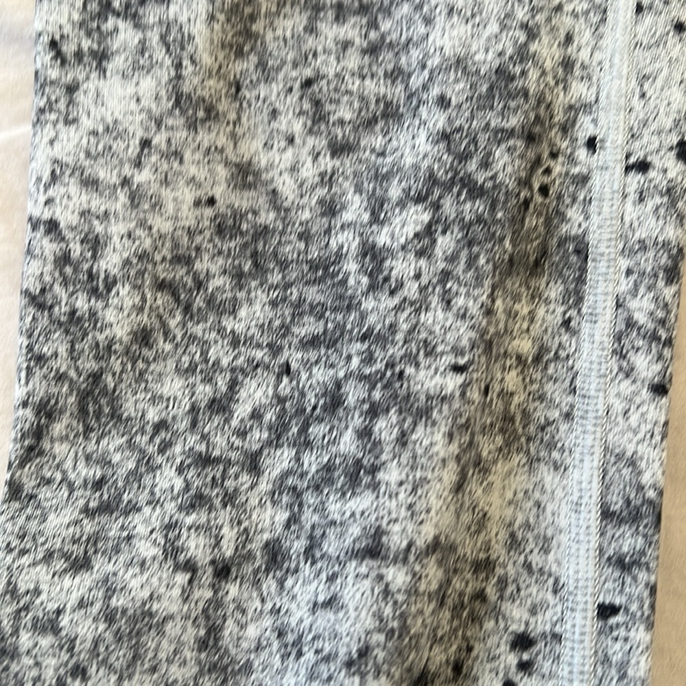 [Lululemon] Wunder Under Low-Rise Tight 28" *Full-On Luxtreme - size 8 - Picture 6 of 6